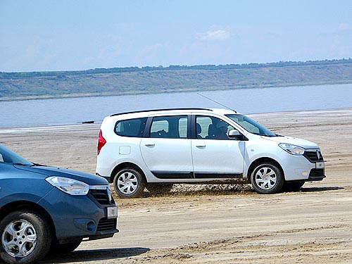 - Renault Lodgy:    