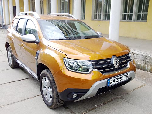 -  Renault Duster.   - Renault