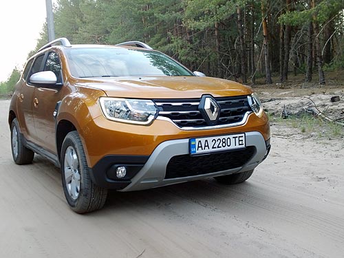 -  Renault Duster.   - Renault