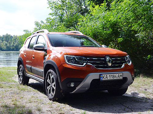   Renault Duster. - - Renault