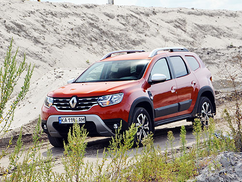   Renault Duster. - - Renault