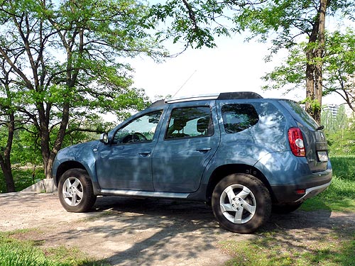  Renault Duster 2.0:     