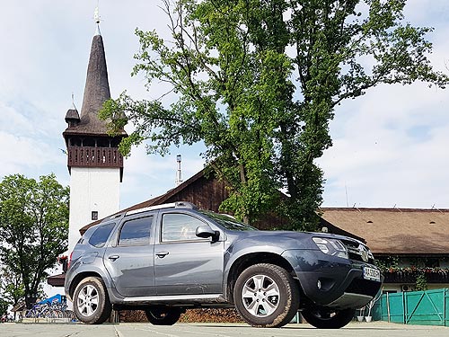 - Renault Duster:    - Renault