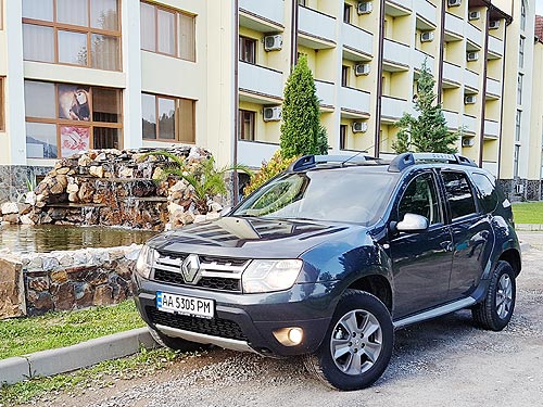 - Renault Duster:    - Renault