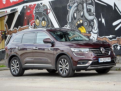      Renault Koleos. - - Renault