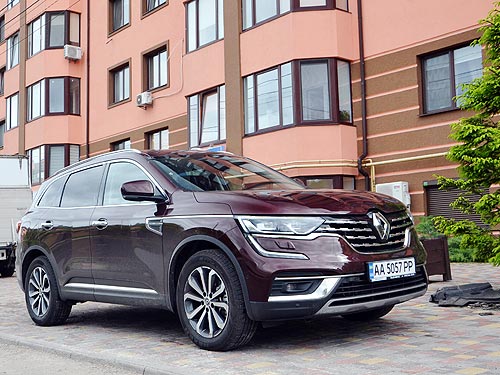      Renault Koleos. - - Renault