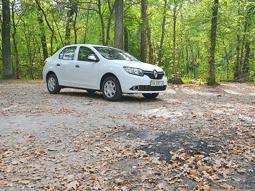-: Renault Logan   1,2    