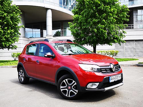 -  Renault Sandero Stepway.   