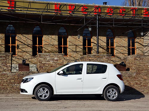 Тест-драйв новых Renault Sandero и Stepway. Несравнительный тест для реалистов