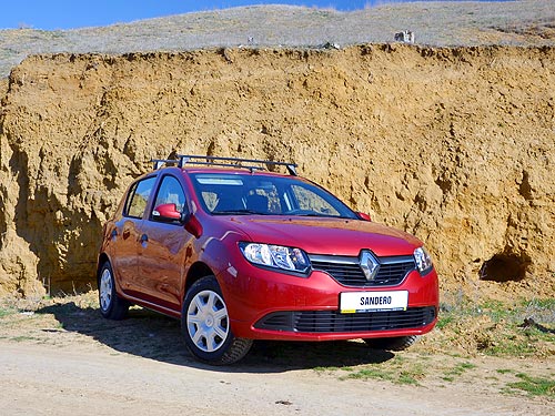 -  Renault Sandero  Stepway.    