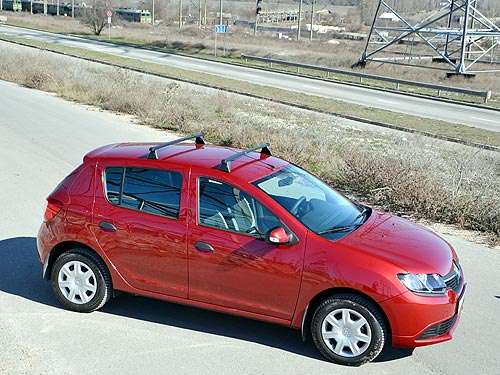 -  Renault Sandero  Stepway.    