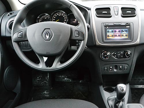 - Renault Sandero Stepway   0,9    - Renault