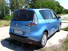 - Renault Scenic:   