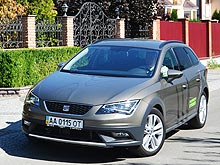 - SEAT Leon X-Perience.     - SEAT