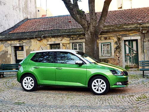 Тест-драйв Skoda Fabia New: Чемпион практичности