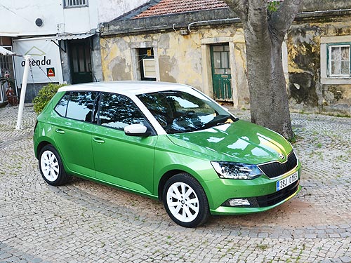 Тест-драйв Skoda Fabia New: Чемпион практичности