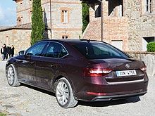 - Skoda Superb New:   