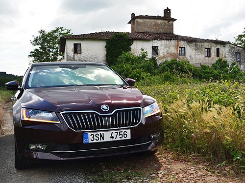 - Skoda Superb New:   