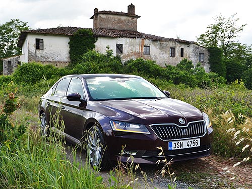 - Skoda Superb New:   