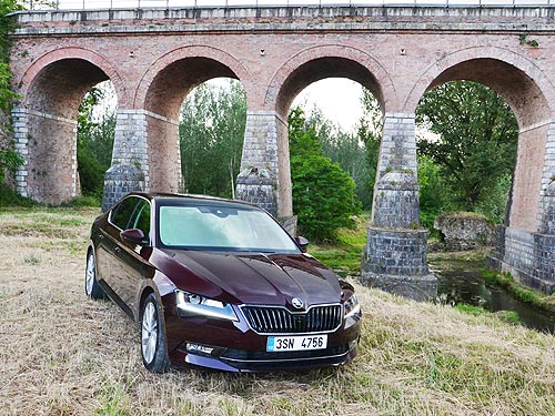 - Skoda Superb New:   