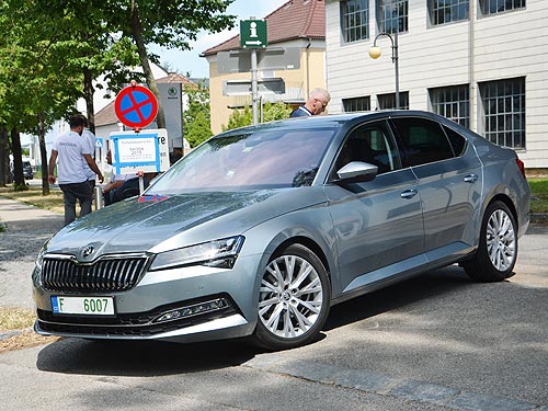  . - Skoda Superb - Skoda