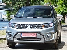 - Suzuki Vitara S:  ,  