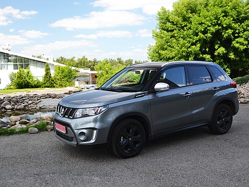 - Suzuki Vitara S:  ,  