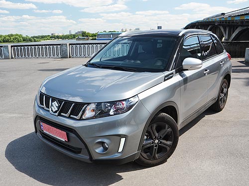 - Suzuki Vitara S:  ,  