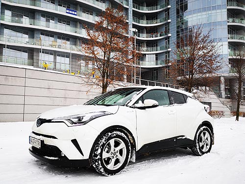 -   . - Toyota C-HR - Toyota