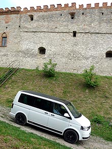 - Volkswagen Multivan:   
