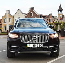 - Volvo XC90.  