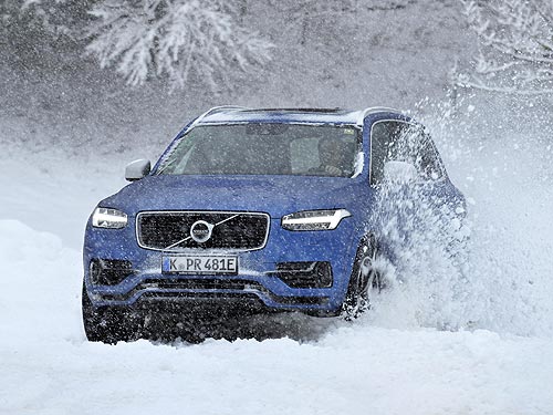  . Volvo XC90 Hybrid       