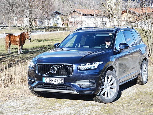  . Volvo XC90 Hybrid       