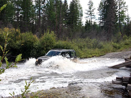      UAZ    - UAZ