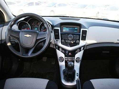 Chevrolet Cruze с пробегом доступен в кредит от 66 грн. в день с выгодой до 33 000 грн. - Chevrolet