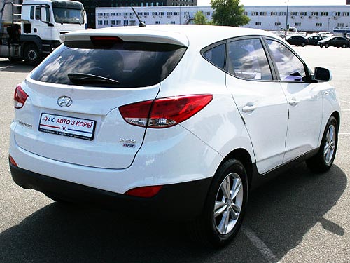 -  Hyundai Tucson      35 000 . - Hyundai