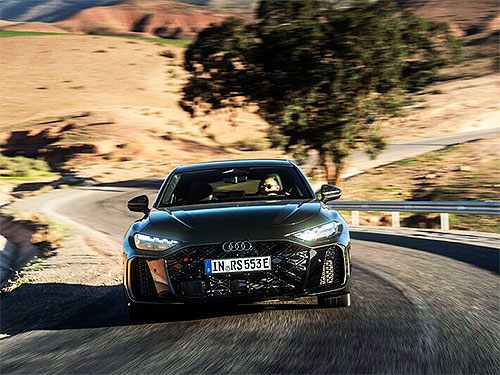 ����� Audi RS5 ��������� ������������ � ������� - Audi