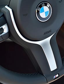       BMW 3  - BMW