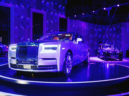 Rolls-Royce  2018 .    - Rolls-Royce