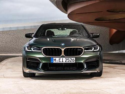 BMW    BMW M  .     2021  - BMW