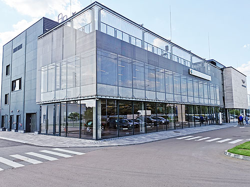           - BMW