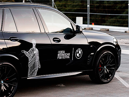 BMW        