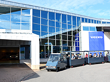 Репортаж с завода Volvo: Ватикан и Монако вместе взятые