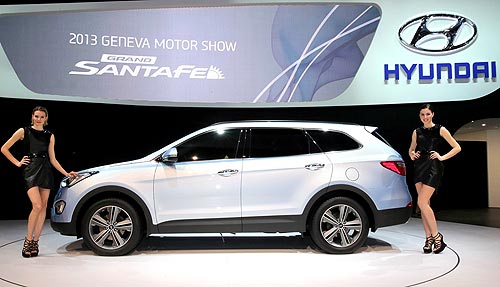 Hyundai    7-  Santa Fe Grand - Hyundai