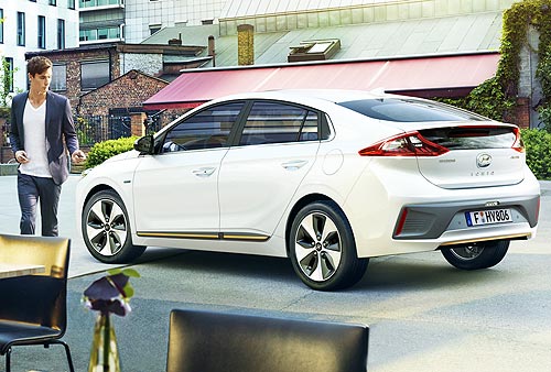   Hyundai IONIQ Electric    138 . . - Hyundai