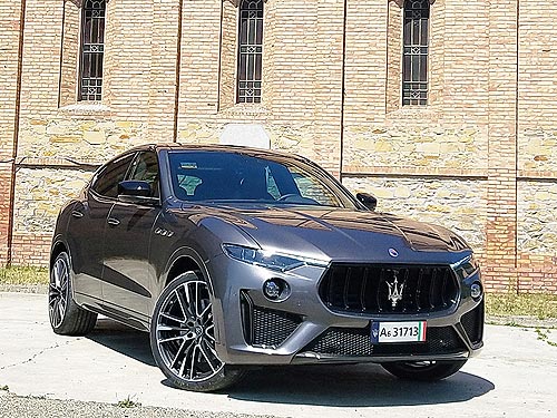 - Maserati Levante Trofeo:  ,   ?