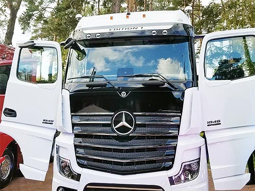       Mercedes-Benz Actros - Mercedes-Benz