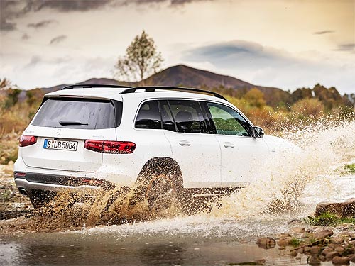      7-  Mercedes-Benz GLB - Mercedes-Benz