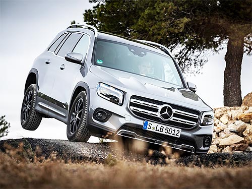      7-  Mercedes-Benz GLB - Mercedes-Benz