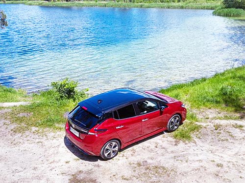      Nissan LEAF - Nissan